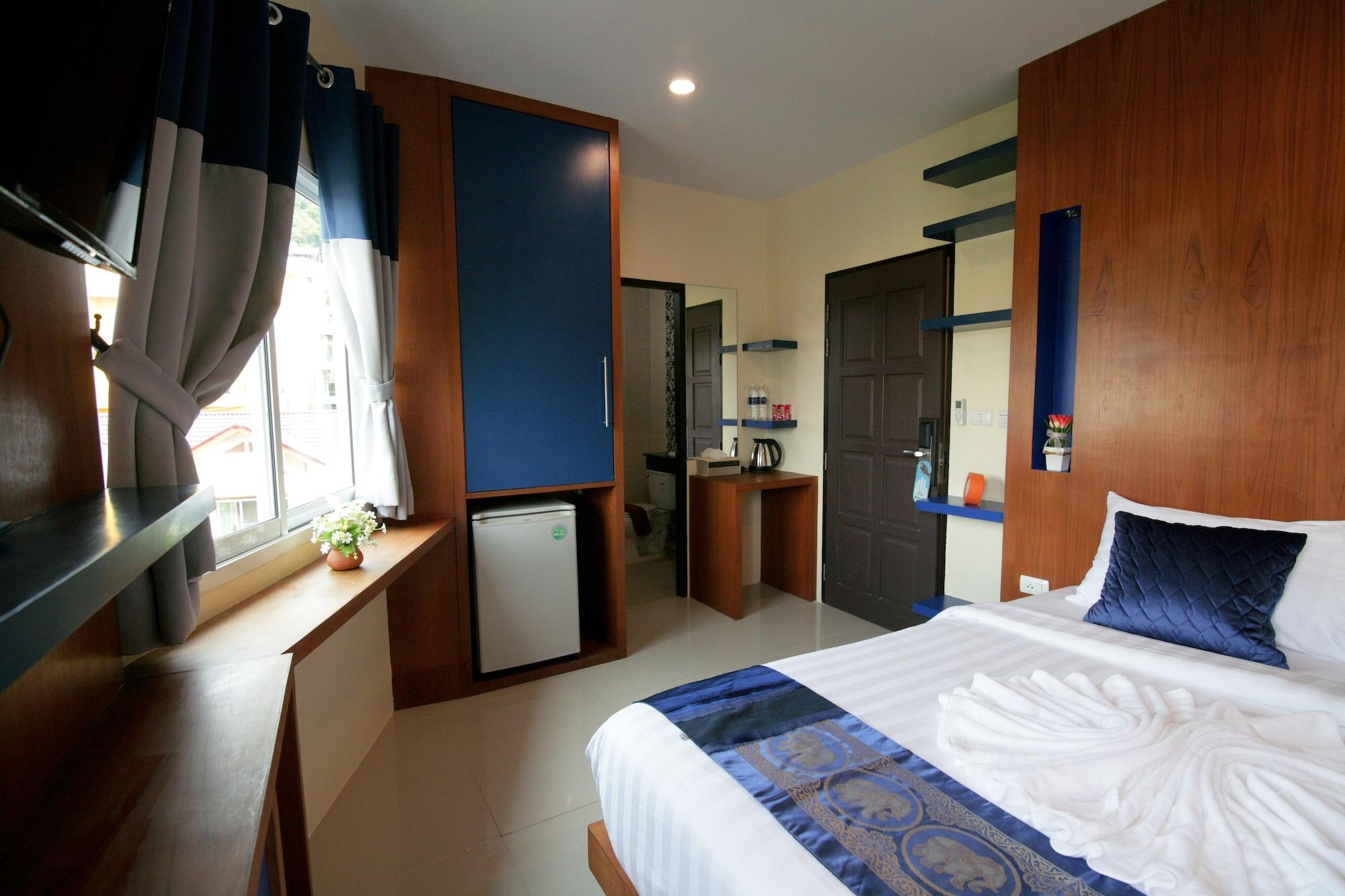 Calypso Patong Hotel Exterior foto